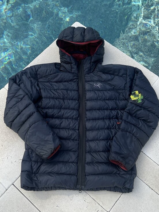 Arc'teryx Other - Arc’teryx Cerium LT Hoody - Men’s Large (L) - Nighthawk Navy Red Patch Zipper